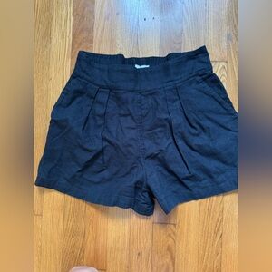 Black Abercrombie and Fitch linen high waisted shorts